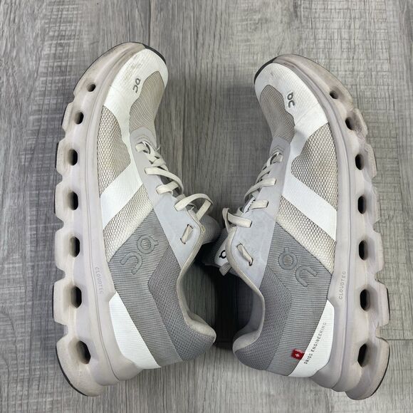 On Cloud Running Sneaker Women Size 6 White Grey Cloudrunner Running Gym Shoes M - Picture 9 of 10